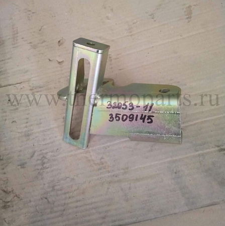 Кронштейн натяжного ролика дв.ISUZU