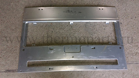 Люк моторного отсека передний