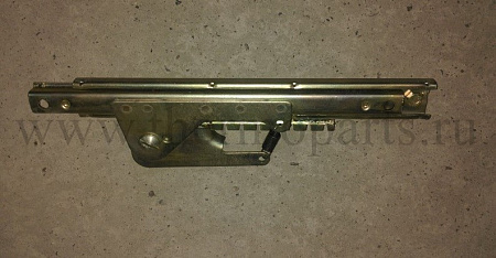 Механизм перемещения сиденья водителя правый