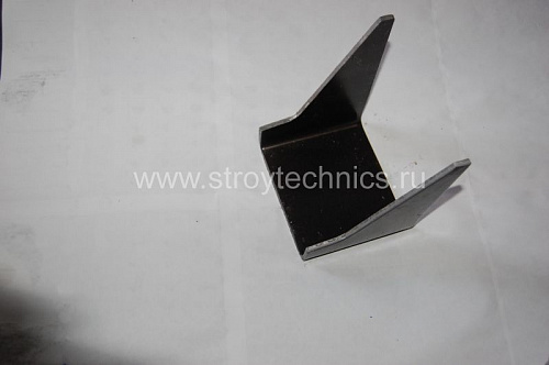 Кронштейн буфера переднего