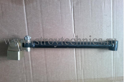 Приспособление (ключ) для натяжения гусениц