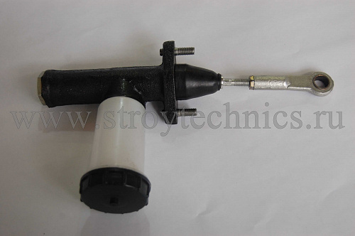 Цилиндр сцепления главный